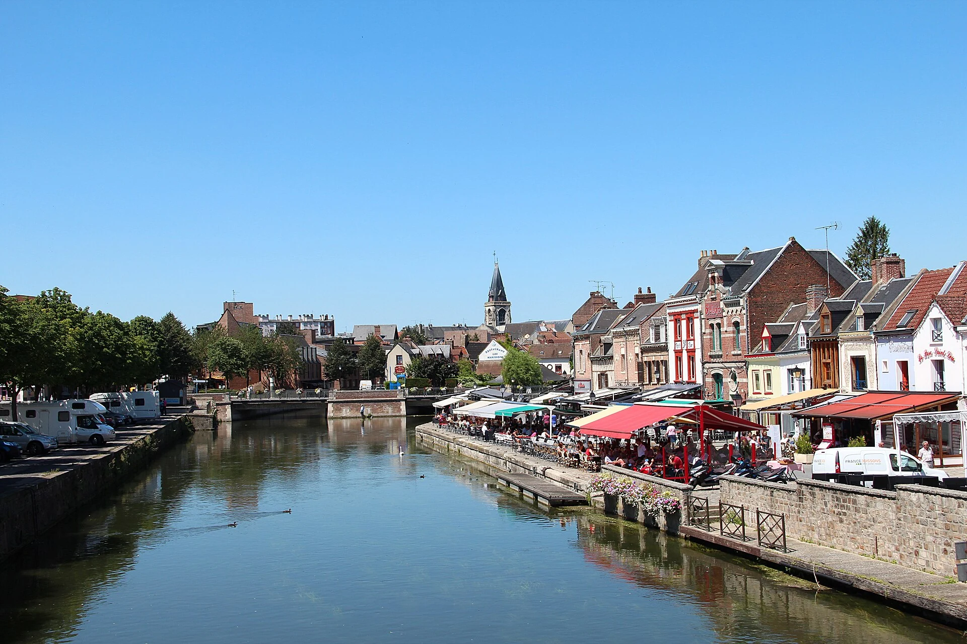 Le quai Bélu et la Somme au cœur d’Amiens